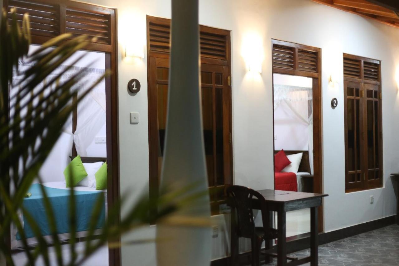 Bakery Family Guest House 미리사 외부 사진