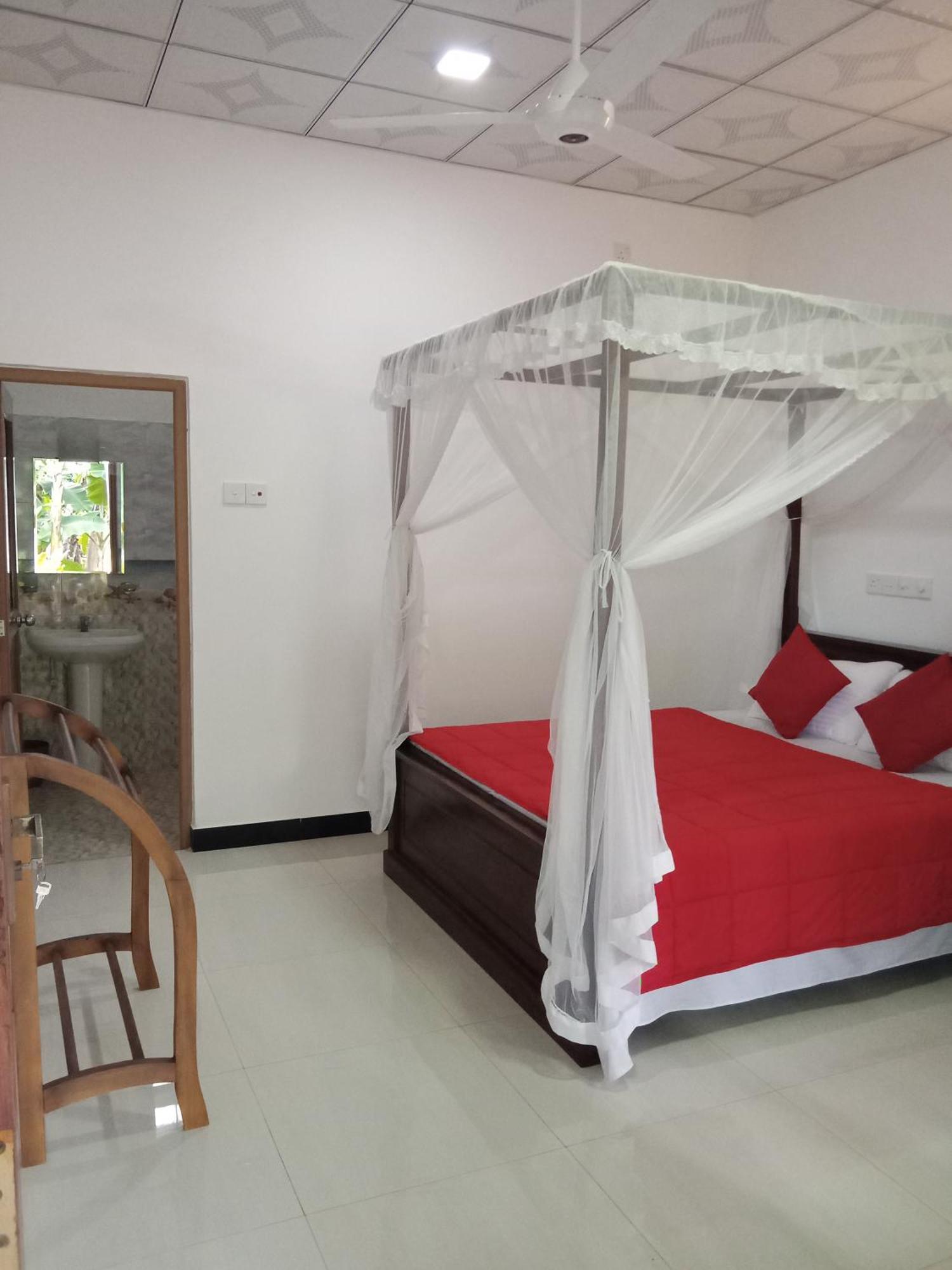 Bakery Family Guest House 미리사 외부 사진